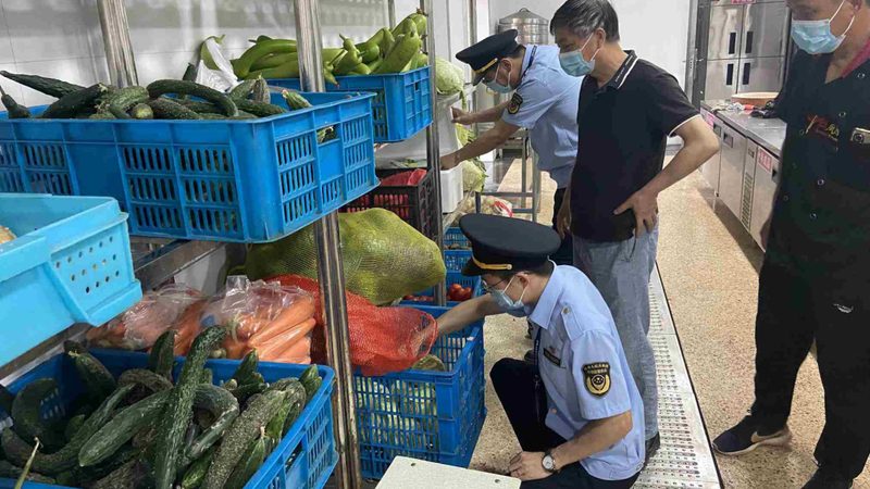 火锅底料安检主要关注以下几个方面：
