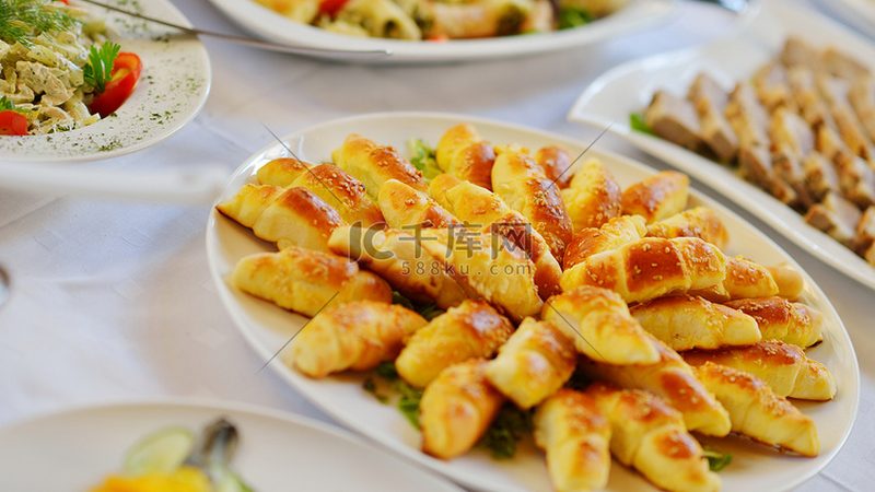 零食批发一手货源加盟流程揭秘